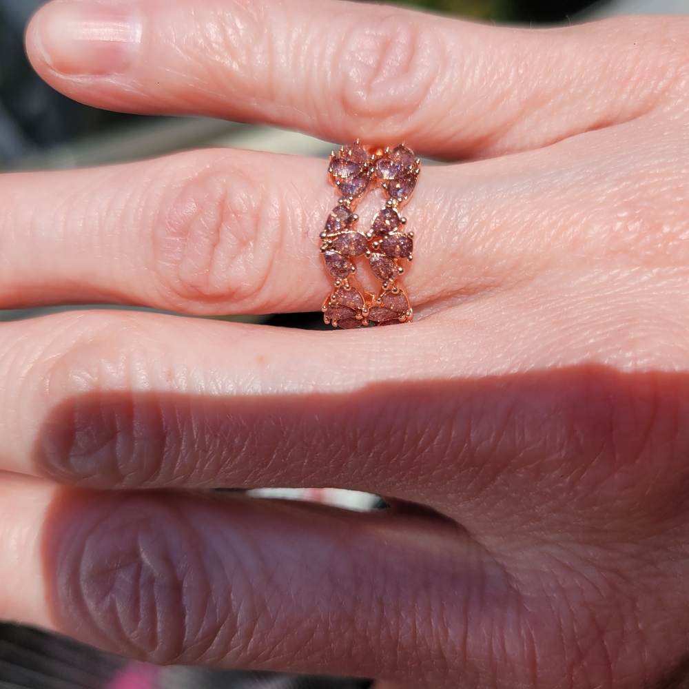 Elegant Rose Gold Ring